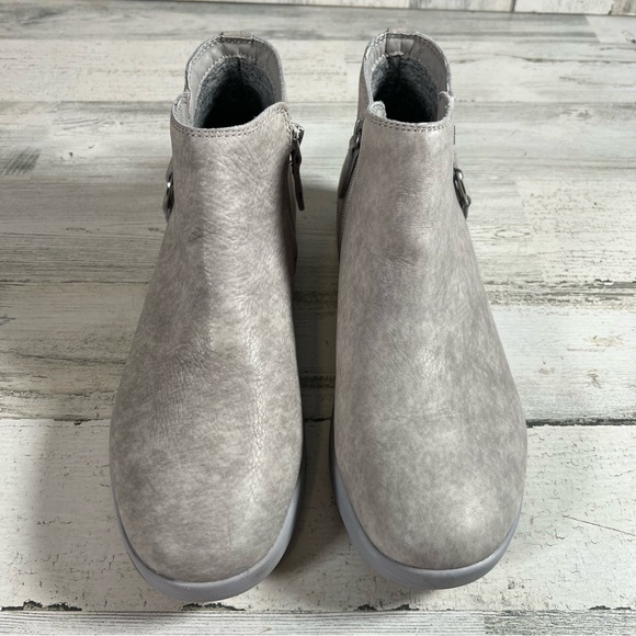 KURU Tempo Women’s Ankle Boot Gray Leather Water Resistant Zip Size 11 - Picture 2 of 7